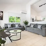 Adela Coral-bay 3b, Private Pool, Seaside *