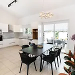 Villa Adela Coral-bay 3b, Private Pool, Seaside Peyia