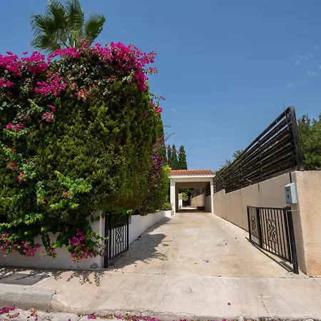 Adela Coral-bay 3b, Private Pool, Seaside * Peyia