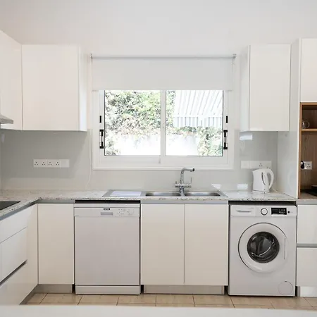 Adela Coral-bay 3b, Private Pool, Seaside Villa Peyia