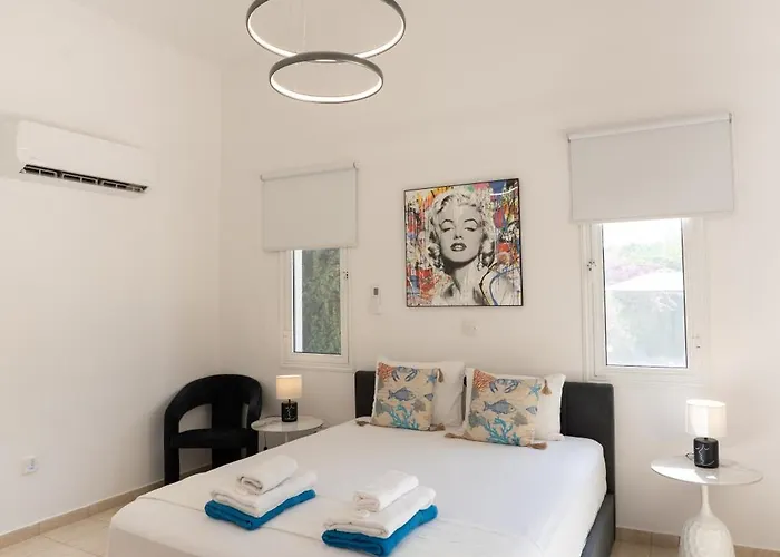 Adela Coral-bay 3b, Private Pool, Seaside * ペイヤ