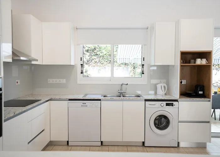 Adela Coral-bay 3b, Private Pool, Seaside ヴィラ ペイヤ