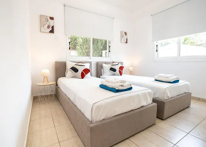 Adela Coral-bay 3b, Private Pool, Seaside ペイヤ