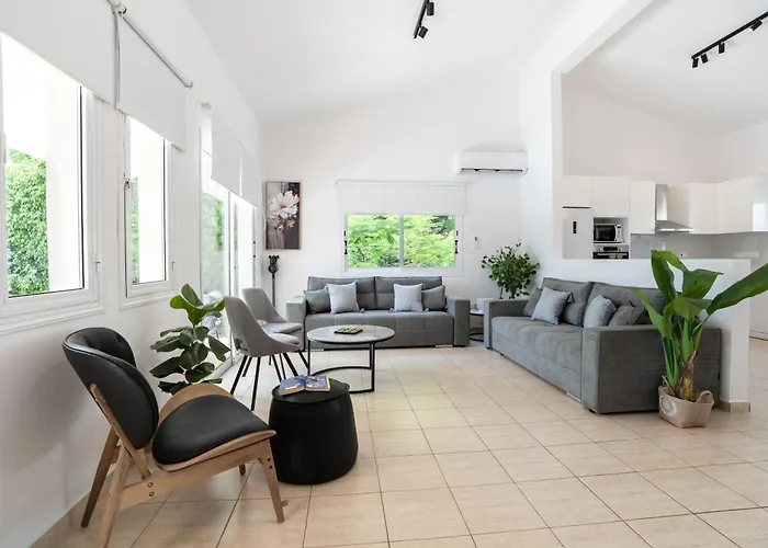 Adela Coral-bay 3b, Private Pool, Seaside ヴィラ ペイヤ