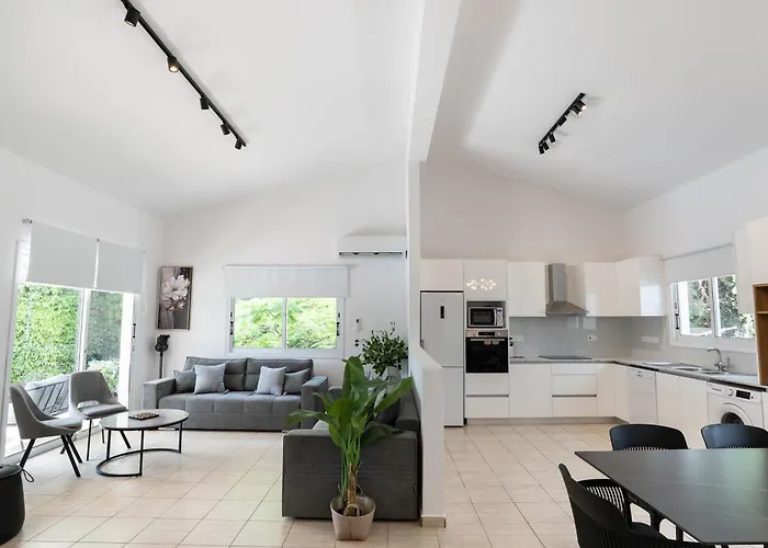 Adela Coral-bay 3b, Private Pool, Seaside ペイヤ