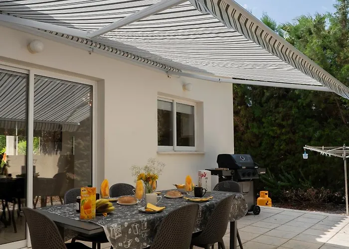 Adela Coral-bay 3b, Private Pool, Seaside ヴィラ